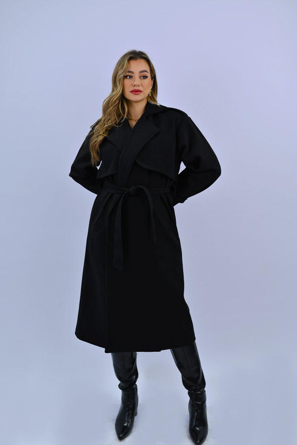 Timeless Elegance in Every Stitch The Classic Coat - Black